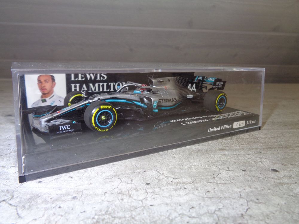 Spark 1/43 Mercedes AMG F1 - Hamilton Winner GP Australie 2015 - Neuve