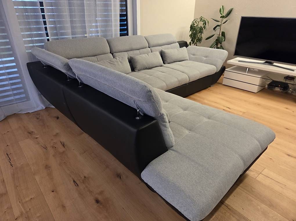 Divani: Ecksofa 260x300cm – Usato da Bellmund venduto da chma10 1