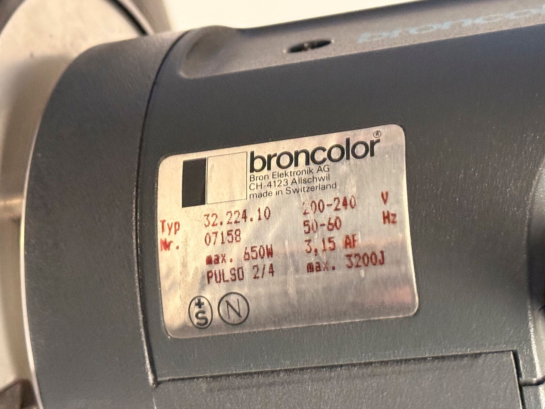 Broncolor Blitze: Broncolor Hazylight 3200 – Gebraucht aus Rothenburg von Dreyem 2