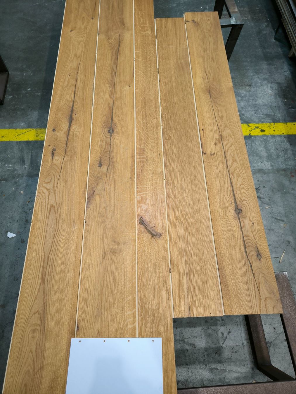 Articoli in legno: 3-Schicht Parkett Eiche Altholz – Nuovo (secondo la descrizione) da Trübbach venduto da atlasholz