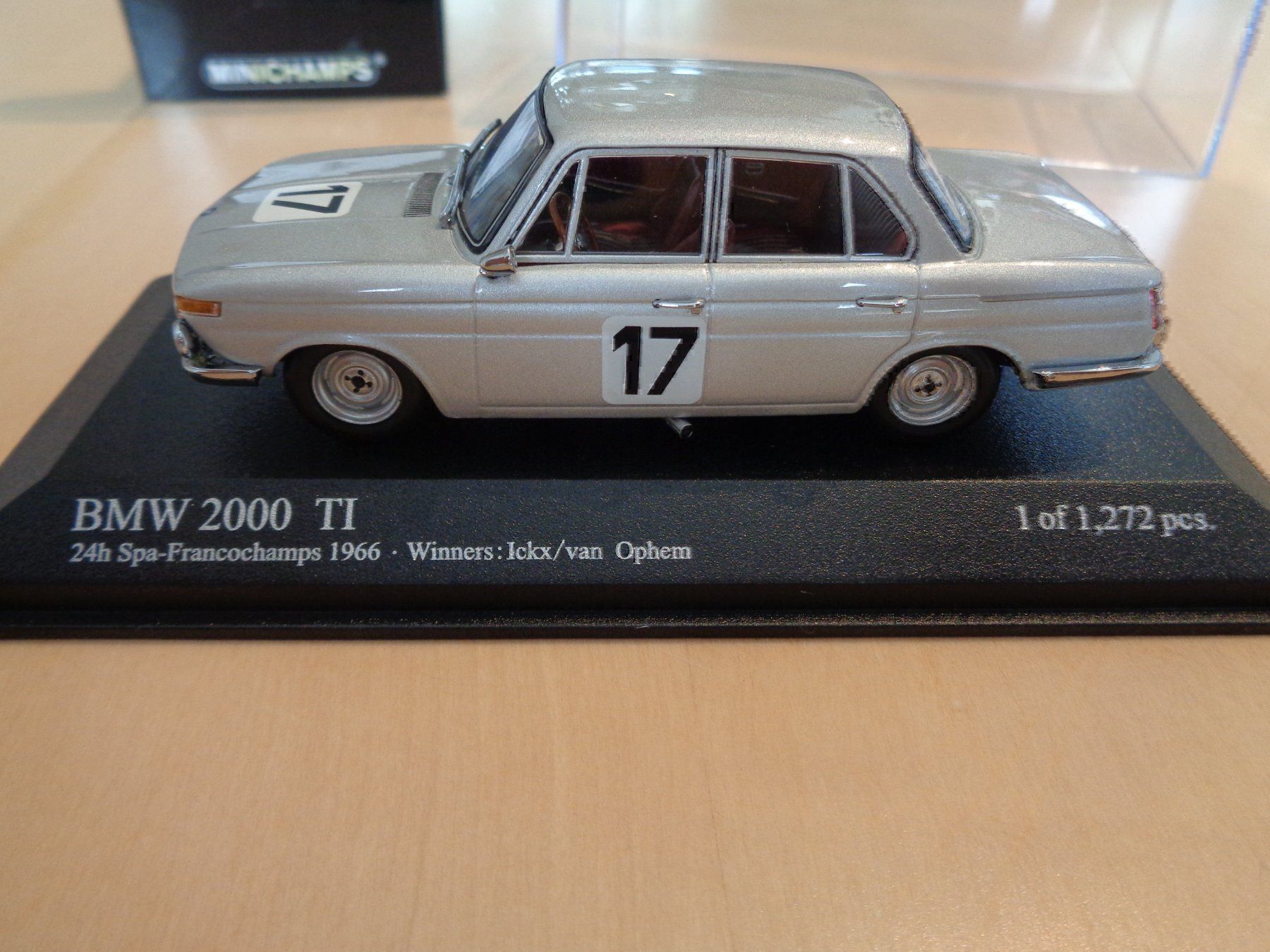 BMW Modellautos: Minichamps 1:43 BMW 2000 Ti 1966 – Neu (gemäss Beschreibung) aus Reconvilier von rallycar 3