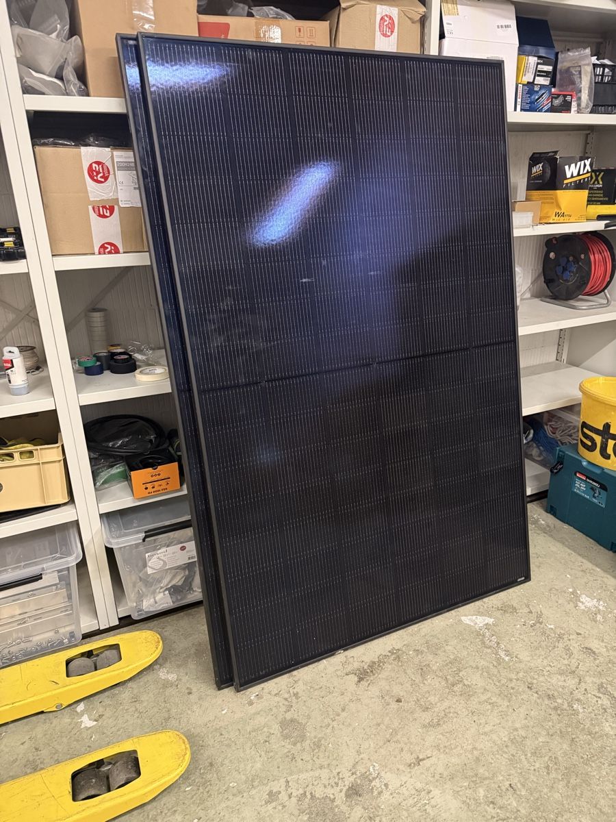 Dispositivi a energia solare: solarpanel solarmodoule 460wp – Nuovo (secondo la descrizione) da Hochdorf venduto da PerezSolar