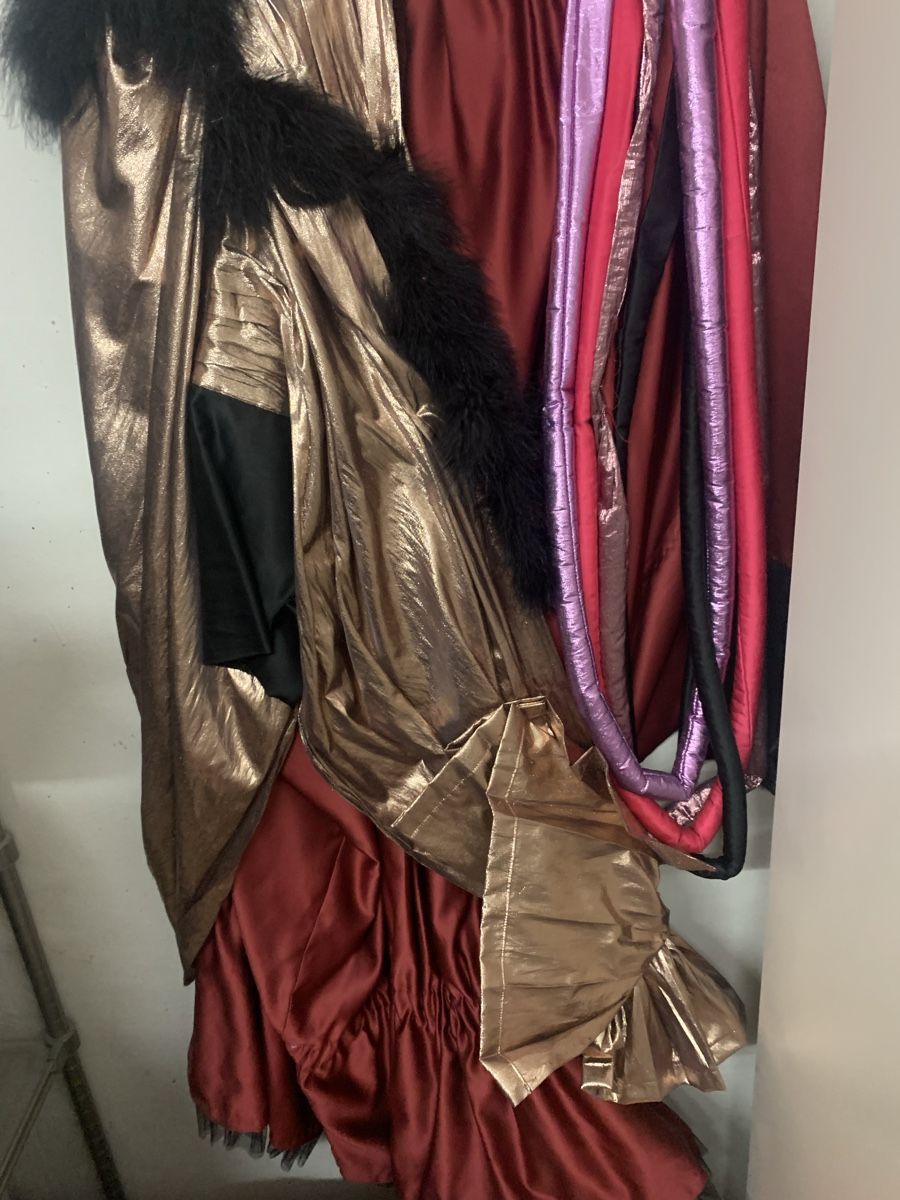 Costumi: Faschings Kostüm/Strassenkleid Gr. M – Usato da Waltenschwil venduto da pipapo71 1