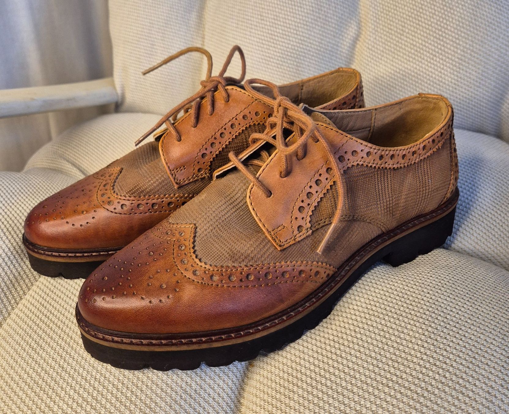 Scarpe da donna: Varese Oxfords – Usato da Leissigen venduto da ali_k9v8 6