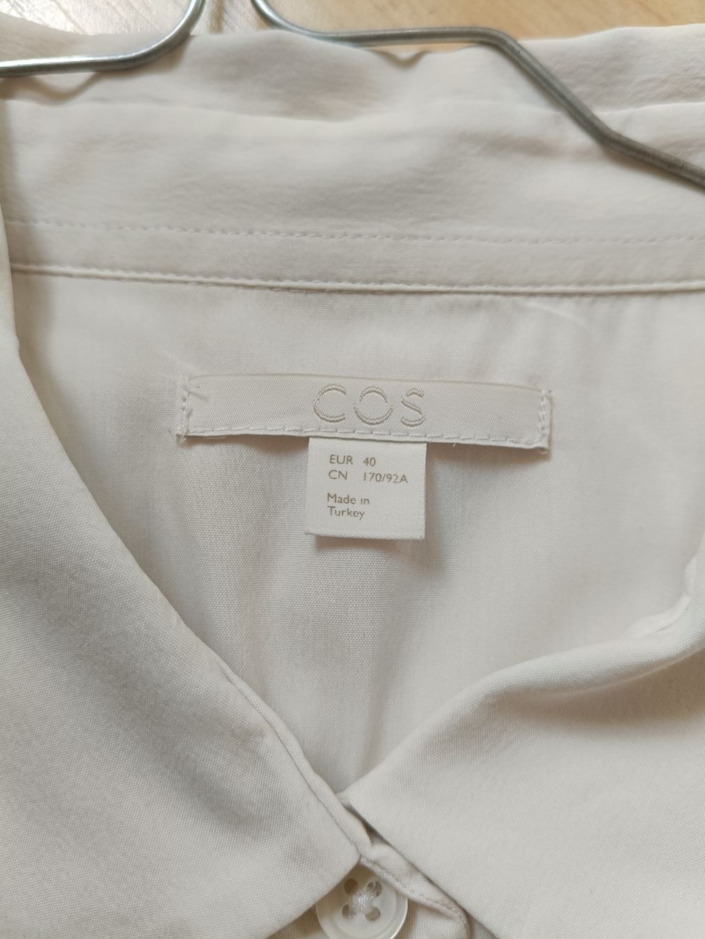 Cos Blusen: Bluse COS, Grösse 40 – Gebraucht aus Adliswil von Vimovi 2