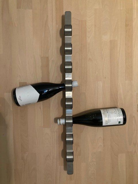 Supporti a parete: Design Weinhalter – Usato da Horgen venduto da BerndSells