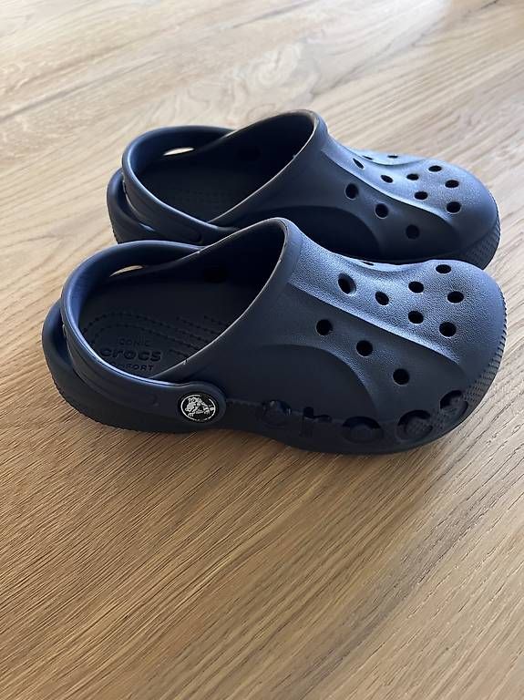Crocs Scarpe per ragazzi: Crocs Grösse 30-31 – Usato da St. Niklausen LU venduto da Mimmi86 1