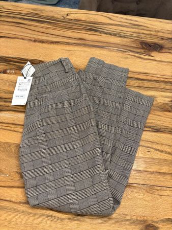 Zara Karierte Hose mit Etikett, Grösse 34, CHF 49.90