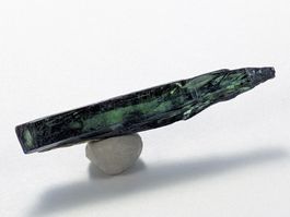 Vivianit Rohstein 52mm  14.90ct