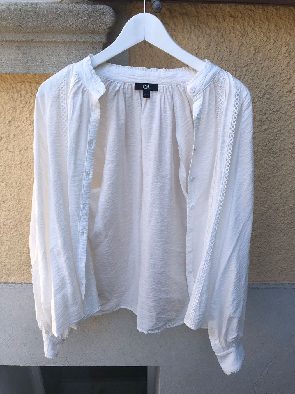 C&A Blusen: C&A Bluse weiss mit Spitze – Gebraucht aus Wädenswil von Pixie_ 1