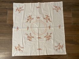 Tischtuch mit Stickerei weiss braun 78 x 80 cm