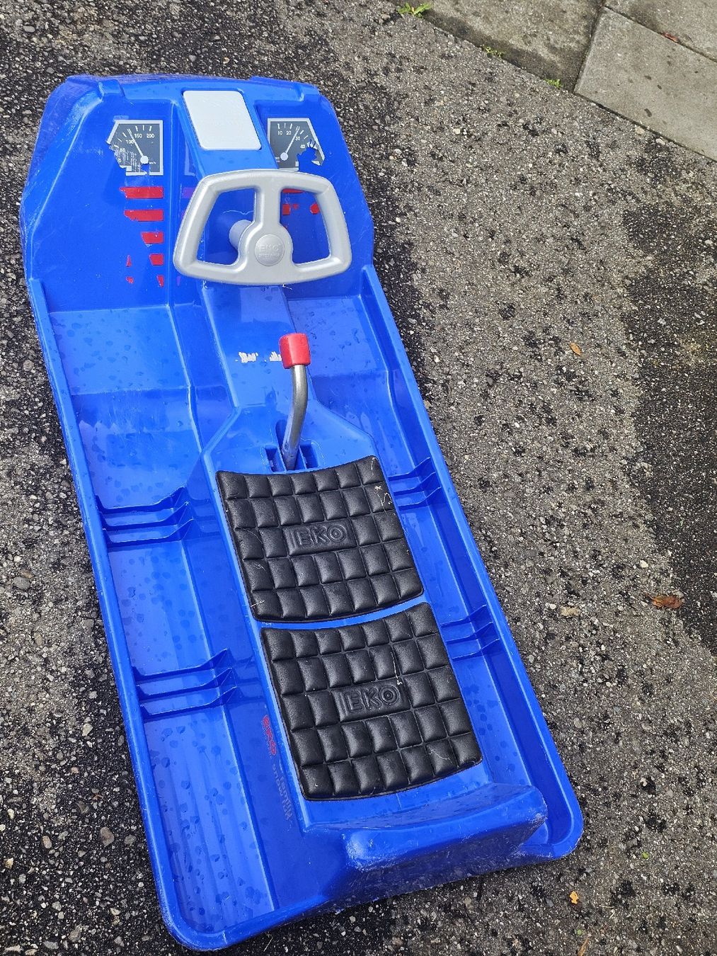 Slitta: Luge Snow Jet 120 bleue – Usato da Bulle venduto da Bflowx 1