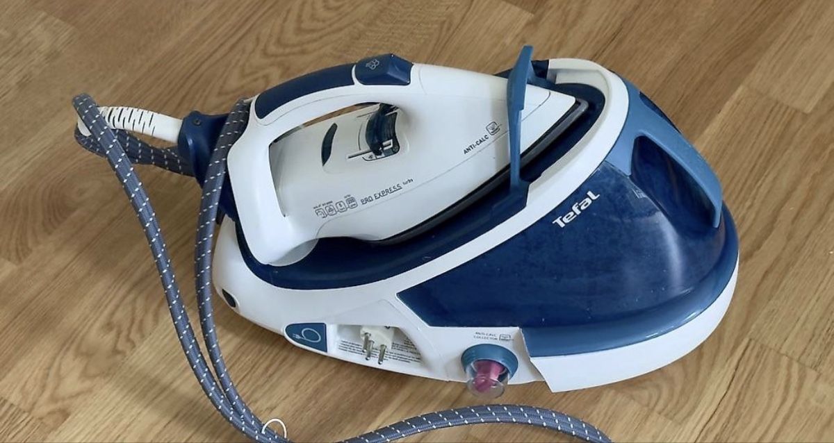 Tefal Ferri da stiro: Dampfbuegeleisen Tefal Pro Express 1,8L – Usato da Winterthur venduto da BB1974 2