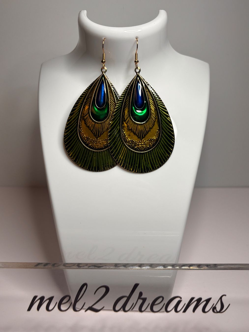 Orecchini pendenti & Orecchini a lobo: Boucles d’oreilles paon plaquées or – Nuovo (secondo la descrizione) da Lausanne venduto da mel2dreams 1