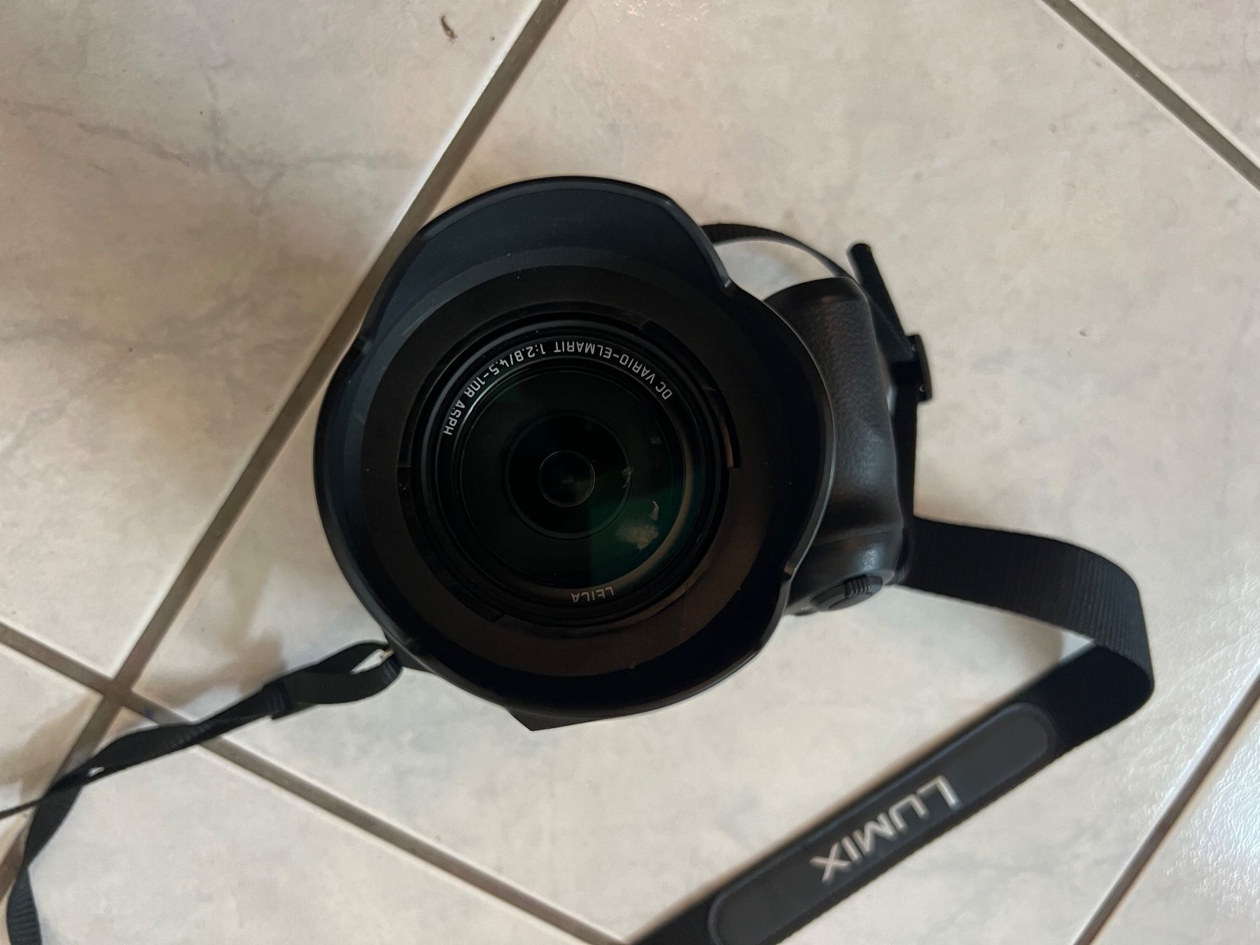 Panasonic Kamera: DMC-FZ300 LUMIX – Gebraucht aus Basel von La.Bonne.affaire 2