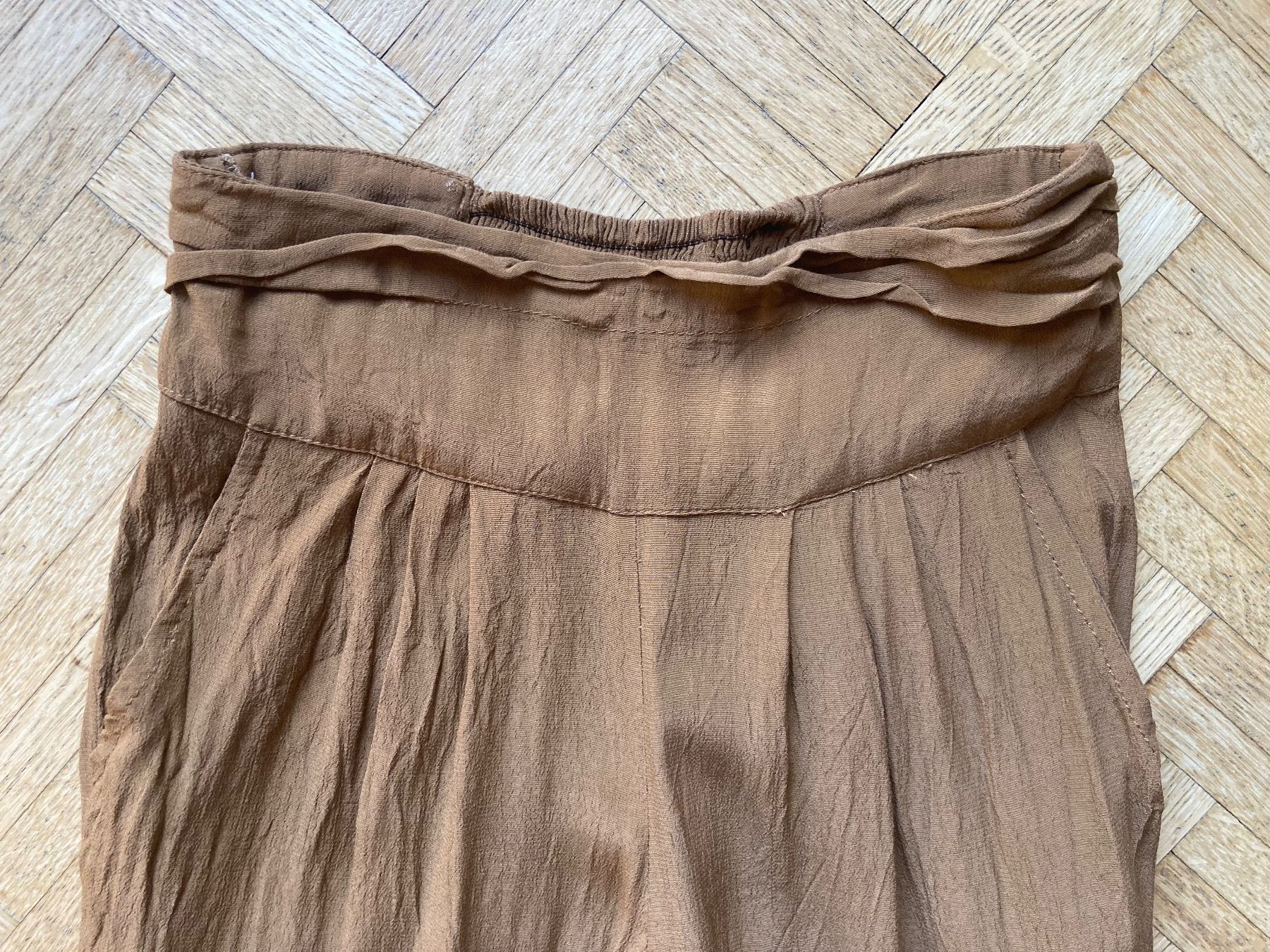 Hosen: Leichte Designer- Sommerhose – Gebraucht aus Kestenholz von zweite_chance 3