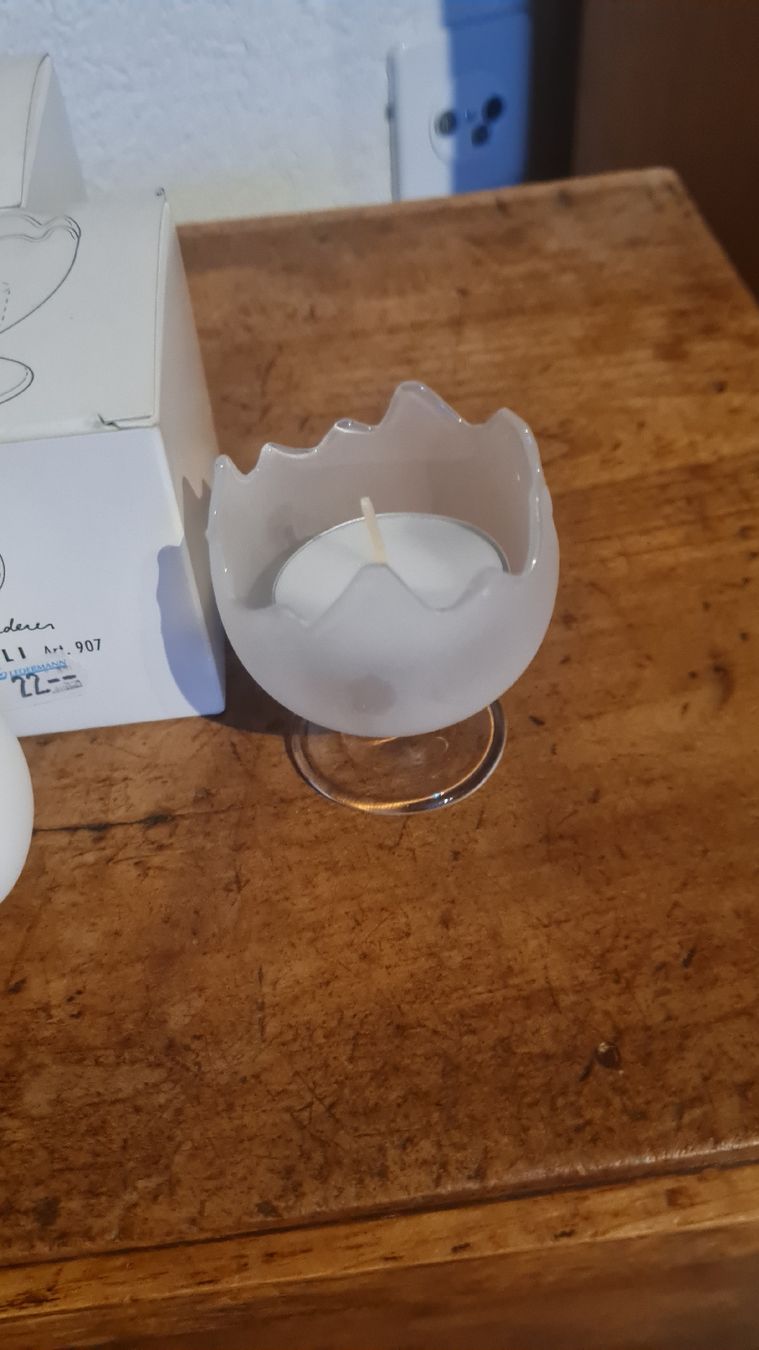 Glasi Hergiswil Altre Stoviglie: Glasi Hergiswil Rarität Eierlichter oder Eierhalter. – Nuovo e nell'imballaggio originale da Münsingen venduto da Cuci31 2