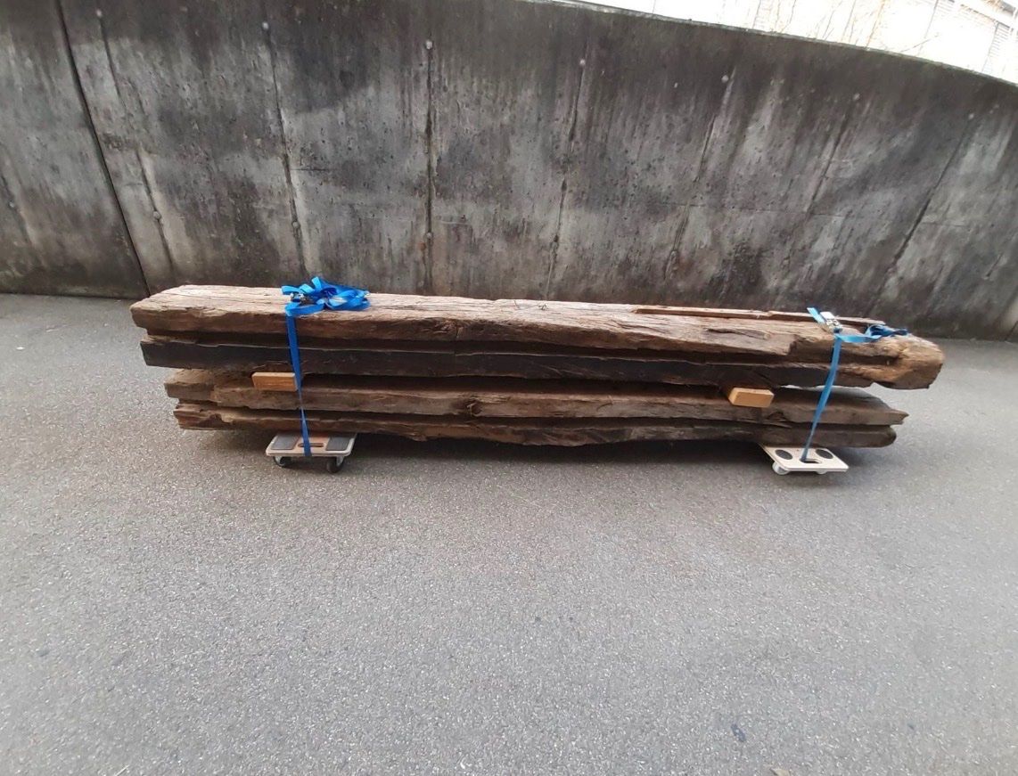 Articoli in legno: Altholzbalken Eiche – Usato da Breitenbach venduto da kaufmann-j