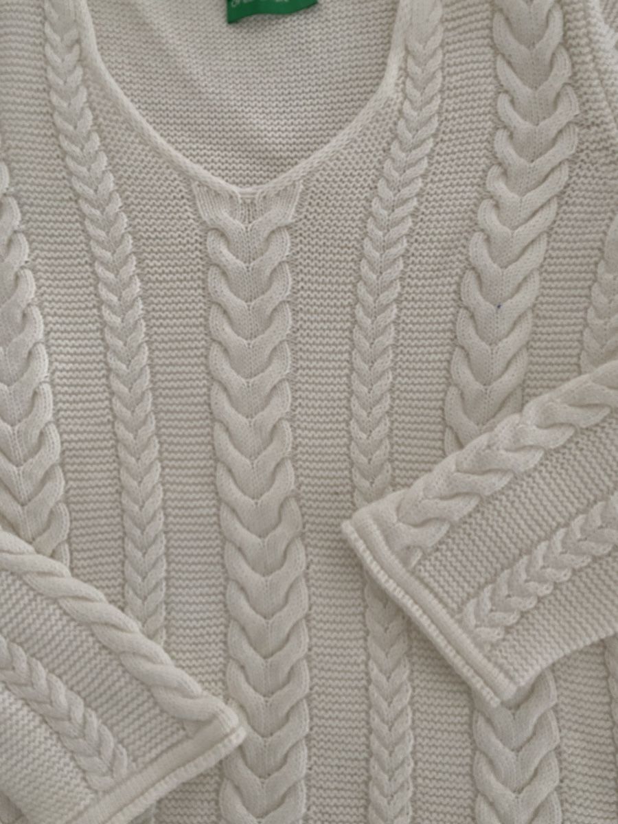 Benetton Pullover & Sweatshirts: Benetton Pullover 🌸 – Gebraucht aus Opfikon von Luis144 1