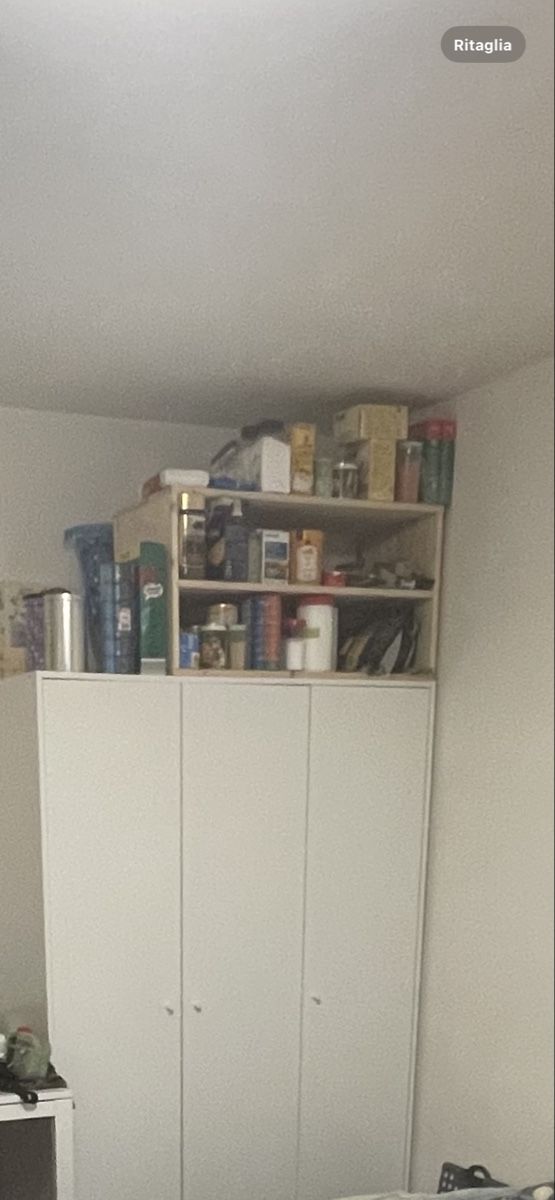 Étagères: Möbel für Ikea Schrank bis 10.07.26 – D'occasion à Zürich par Kappap1 1