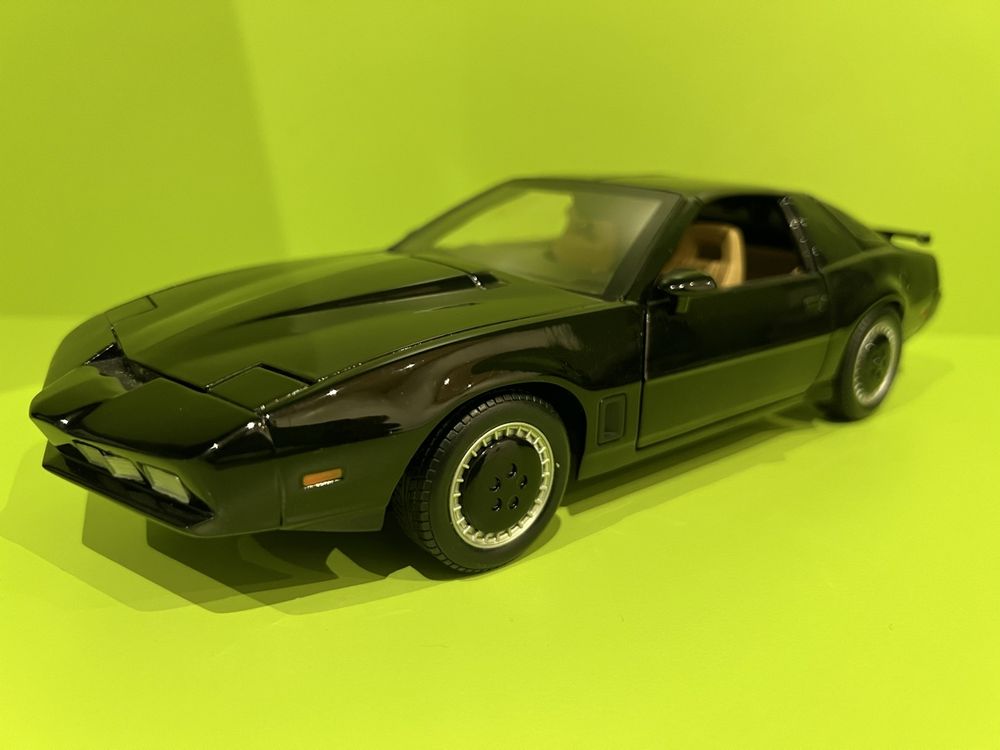 Knight Rider K.i.T.T. 1:18 modellauto ERTL Trans AM (Neu (gemäss ...