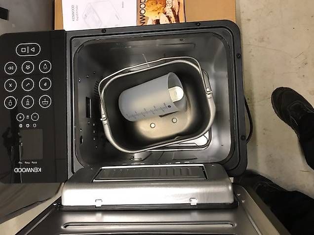 Elettrodomestici da cucina: Kenwood Brotbackautomat – Usato da Langnau am Albis venduto da Horgeno3 1