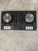 DJ Controller Traktor Kontrol S2 MK3 mit Decksaver