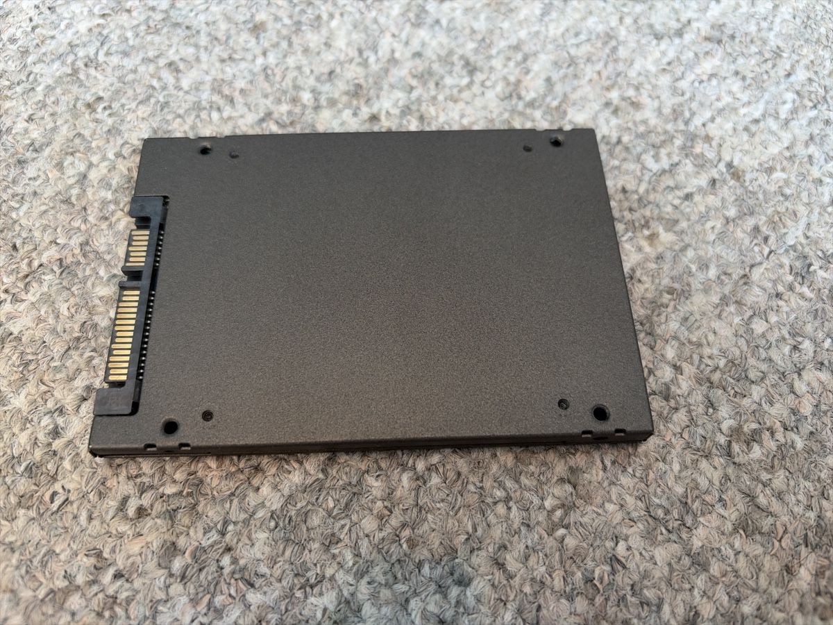 Kingston Disques durs: Kingston SSD  – D'occasion à Kaltbrunn par Fefink 1