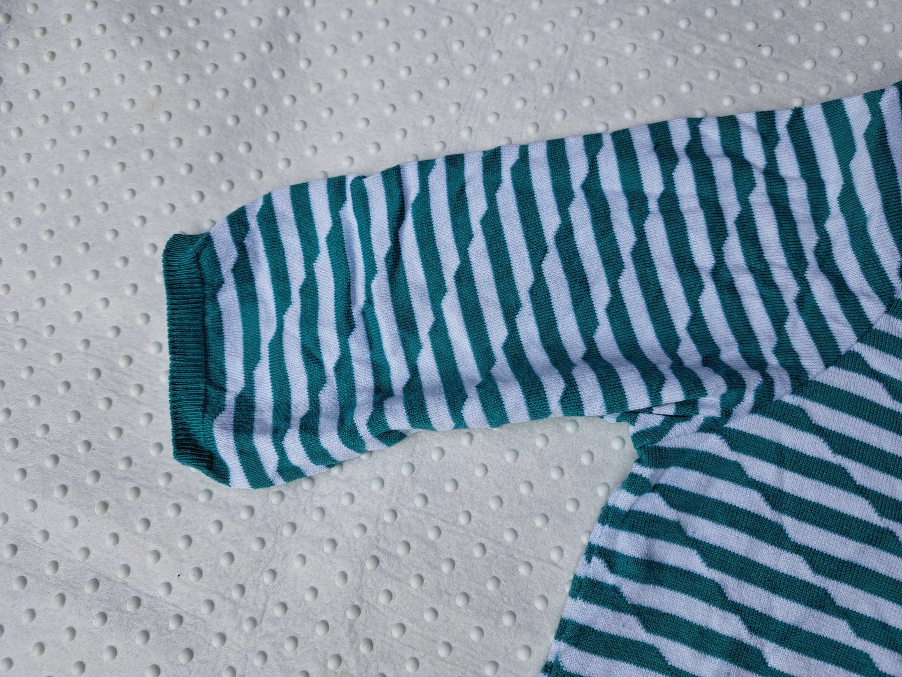 Maglioni & Felpe: Modischer Pullover mit Streifenmuster, Grösse L – Nuovo (secondo la descrizione) da Gysenstein venduto da joshuas81 1
