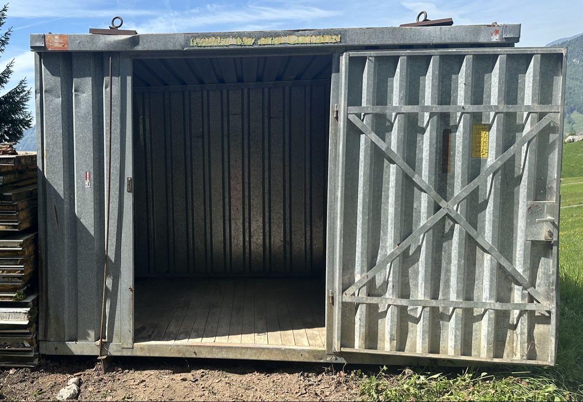Baucontainer: Lagercontainer 3.05 x 2.10x 2.25m – Gebraucht aus Morschach von Butterbrot9000 1