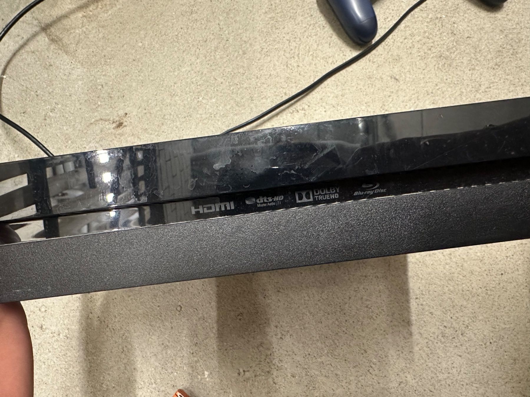 Sony Console: PlayStation 4 (PS4) mit 2 Controller – Usato da Tägerwilen venduto da pau_khg6 3