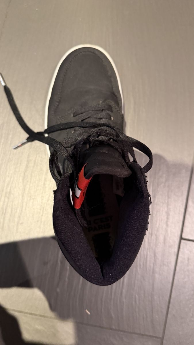 Jordan Scarpe da uomo: Jordan 1 Retro Hi OG BCFC – Nuovo (secondo la descrizione) da Zollikerberg venduto da Tscheitii