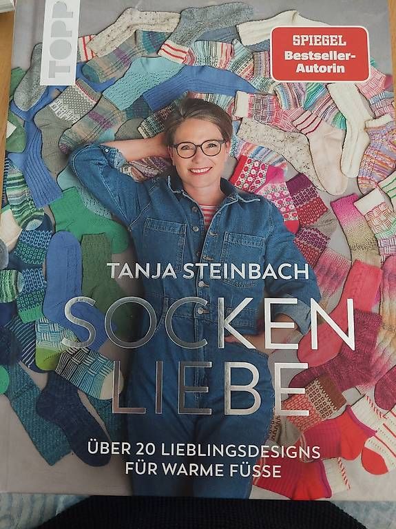 Libri: Buch Socken Liebe  – Usato da Rothrist venduto da lil_6mn9