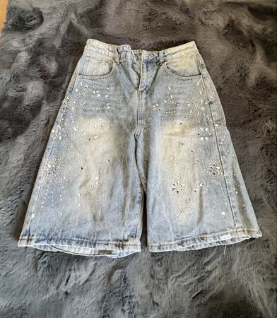 Jeansshorts Grösse S Manfinity mit Schmucksteinen