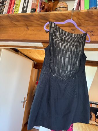AKRIS Kleid schwarz mit transparentem Einsatz, Gr. 38