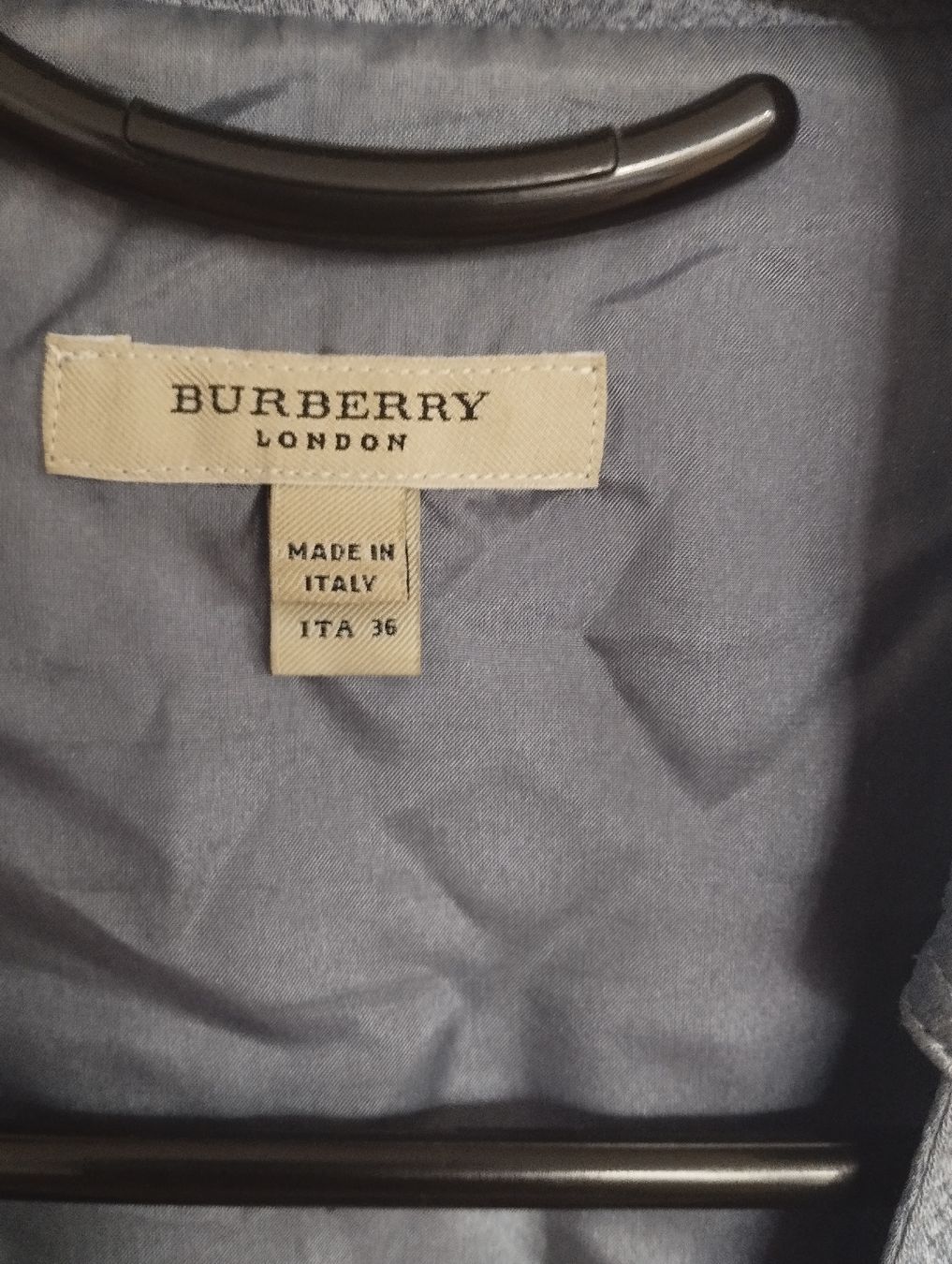 Burberry Camicette: Burberry Oberteil 100% Seide – Usato da Thalwil venduto da Phoebe8800 2