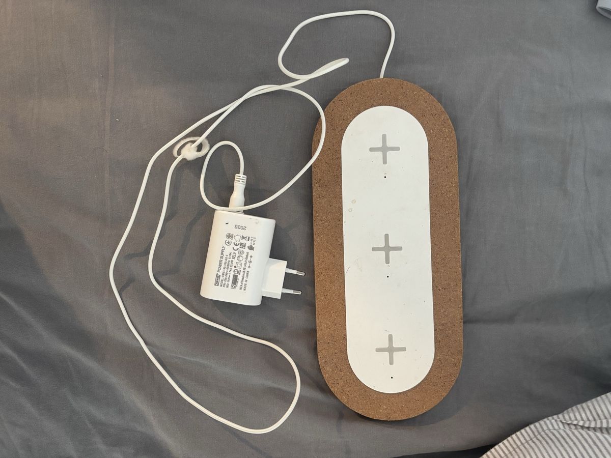 Ikea Ladegeräte: Chargeur à induction  – Gebraucht aus St-Oyens von loi_yt5c