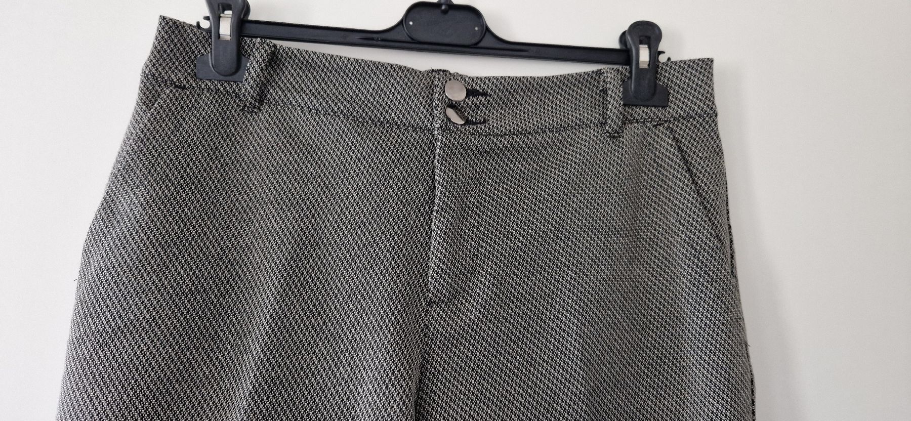 Pantaloni: Hose in Grösse 40 – Usato da Wiesendangen venduto da Stregolina 1