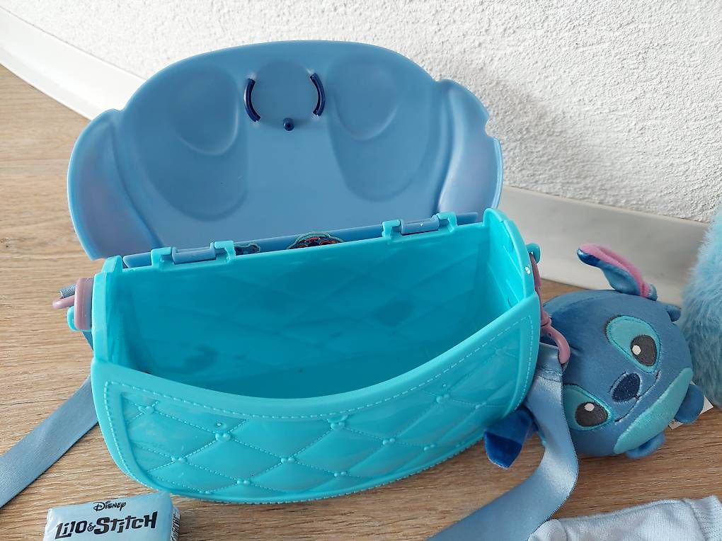 Disney Spielzeuge: Konvolut Stitch Tasche Schmuckkästchen Pullover – Gebraucht aus Zürich von Julia0123 3