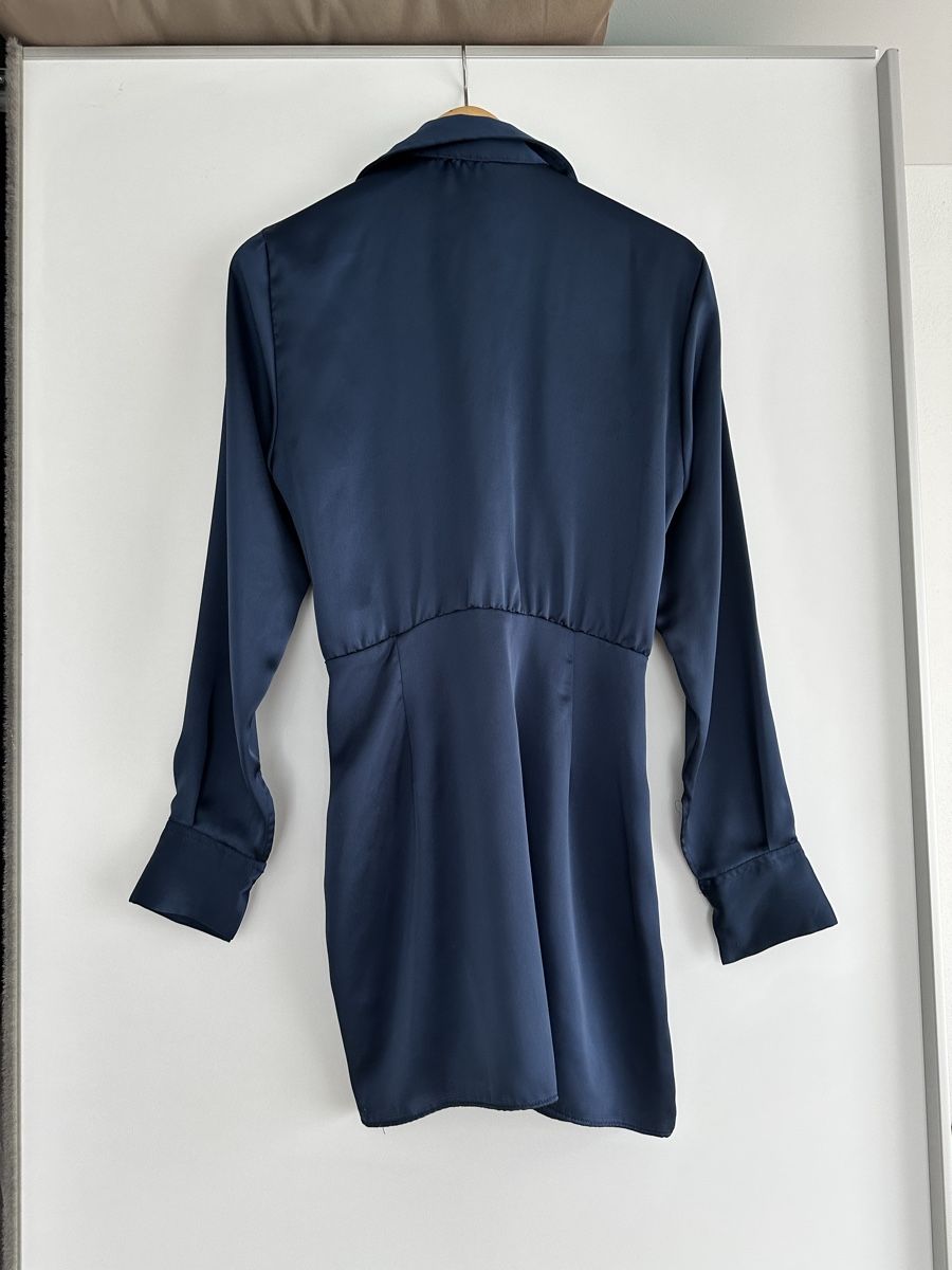 Zara Vestiti: Robe en satin navy blue Zara 34 – Nuovo (secondo la descrizione) da Wohlenschwil venduto da Raptor2310 1