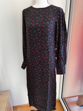 ⭐️Neues Kleid s/ Xs ⭐️