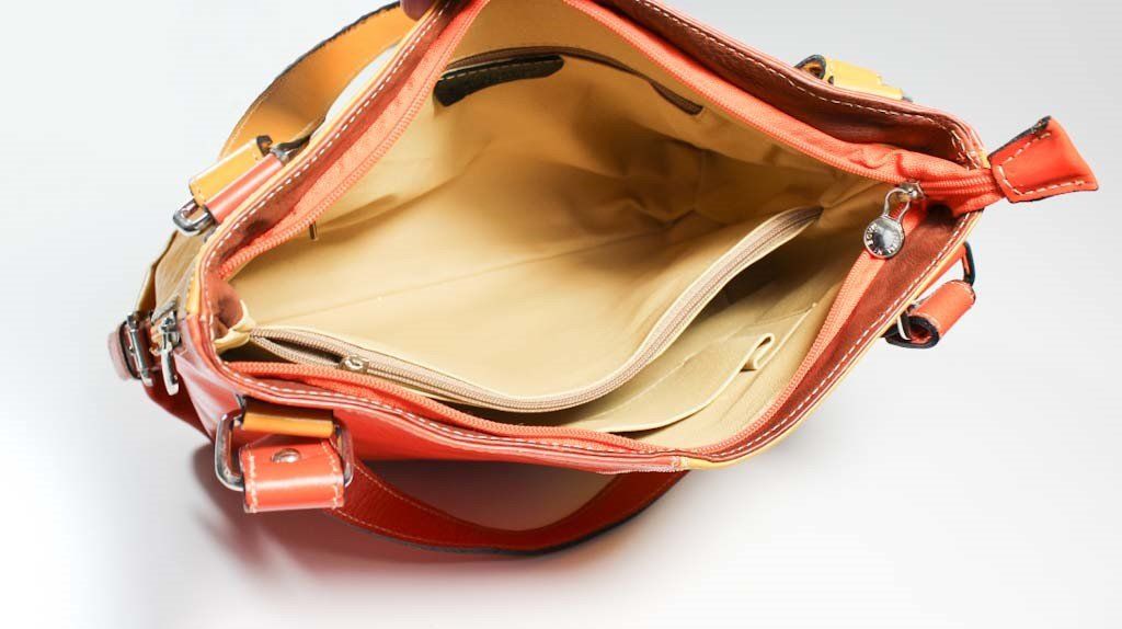 Borse da donna: MADE IN ITALY Umhängetasche – Usato da Belp venduto da caramel-secondhand 8