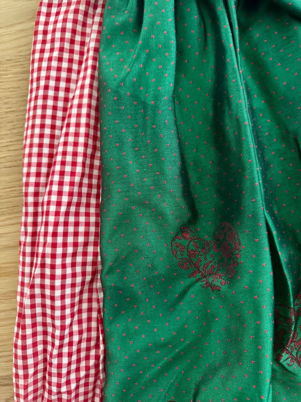 Kleider: Original Münchner DIRNDL, Grösse 32 – Gebraucht aus Herrliberg von kat_q7sj 8