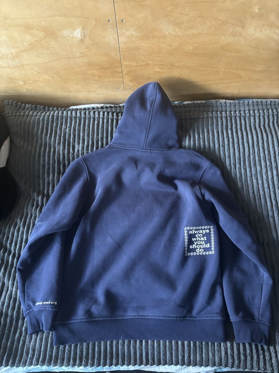 Pulls & Sweat-shirts: Adwysd – D'occasion à Steffisburg par jan_hkw7 1