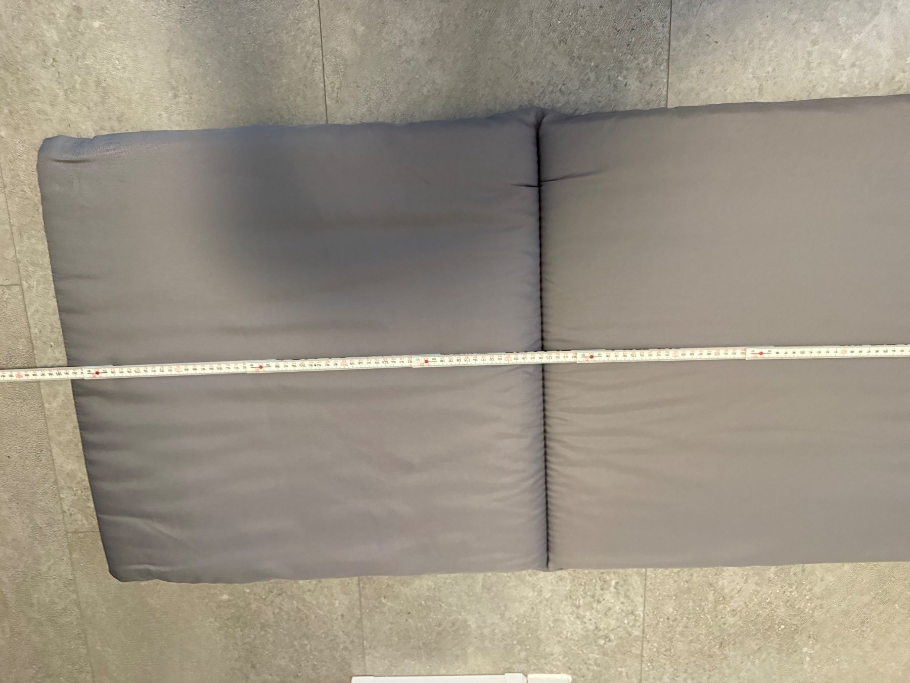 Cuscini: Liegen-Auflage dunkelgrau 185x56 cm – Usato da Buchs ZH venduto da Sten7 3