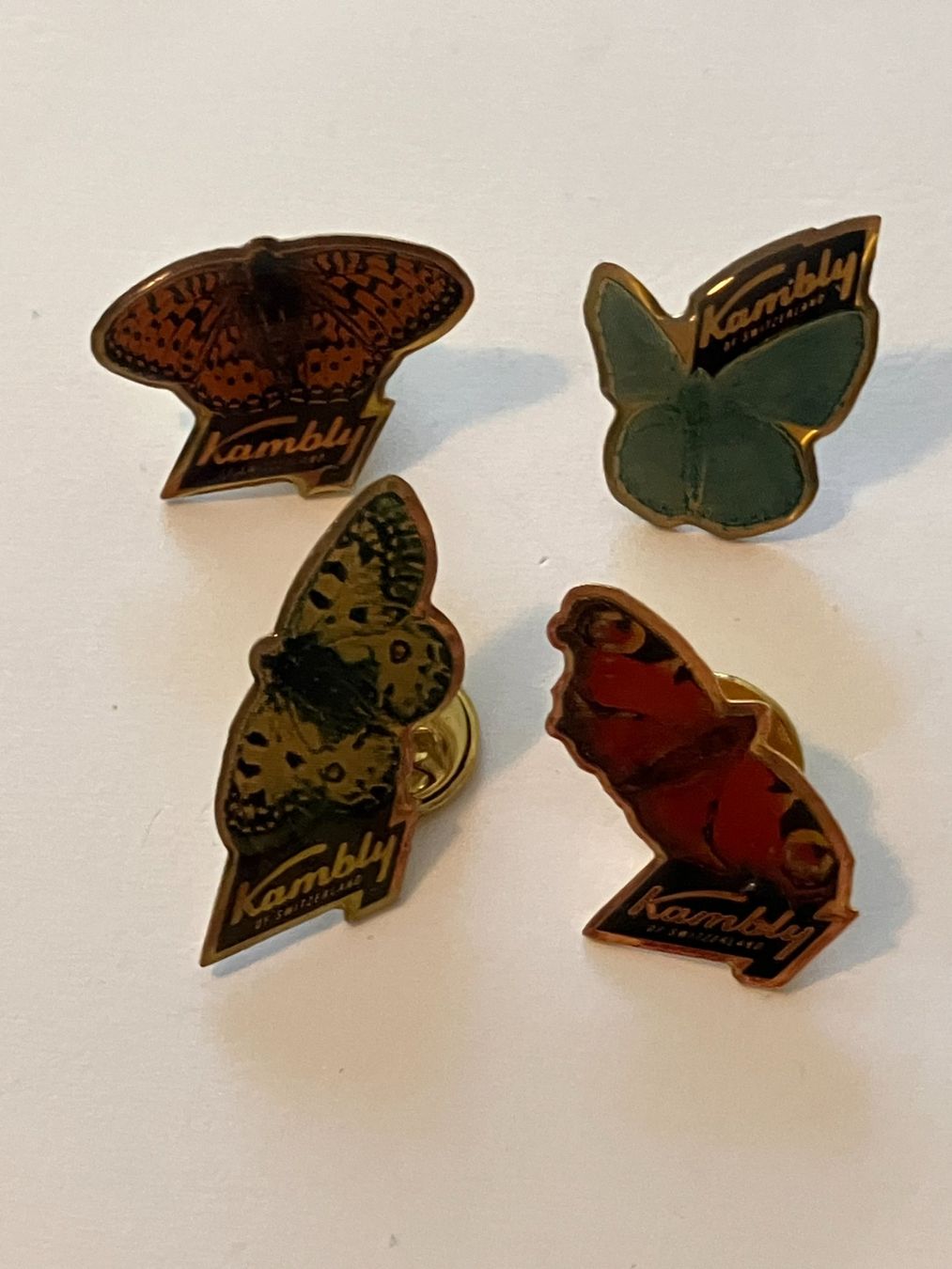Placchette & Badge: 4 Pin Kambly Gutzi Kekse – Usato da Basel venduto da djwwpp