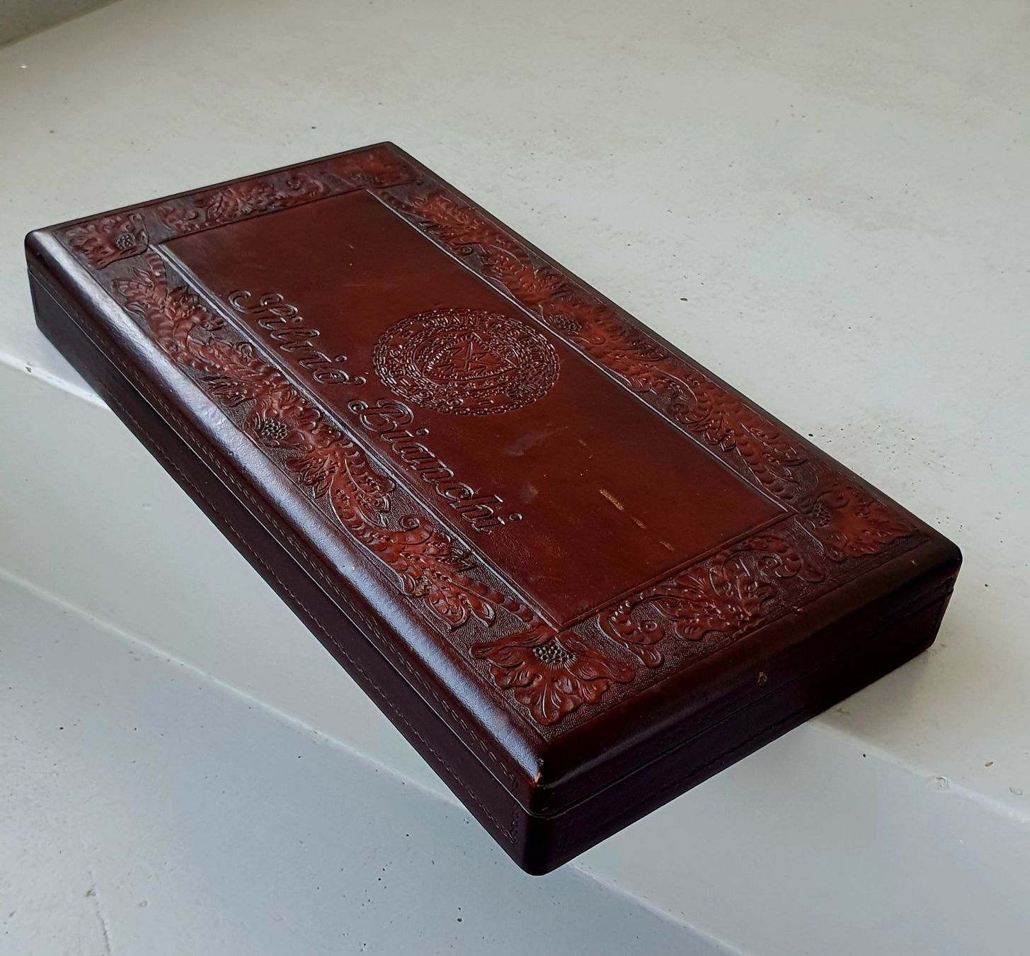 Humidor per sigari: Humidor Cave à cigares – Usato da Erde venduto da zakleblanc