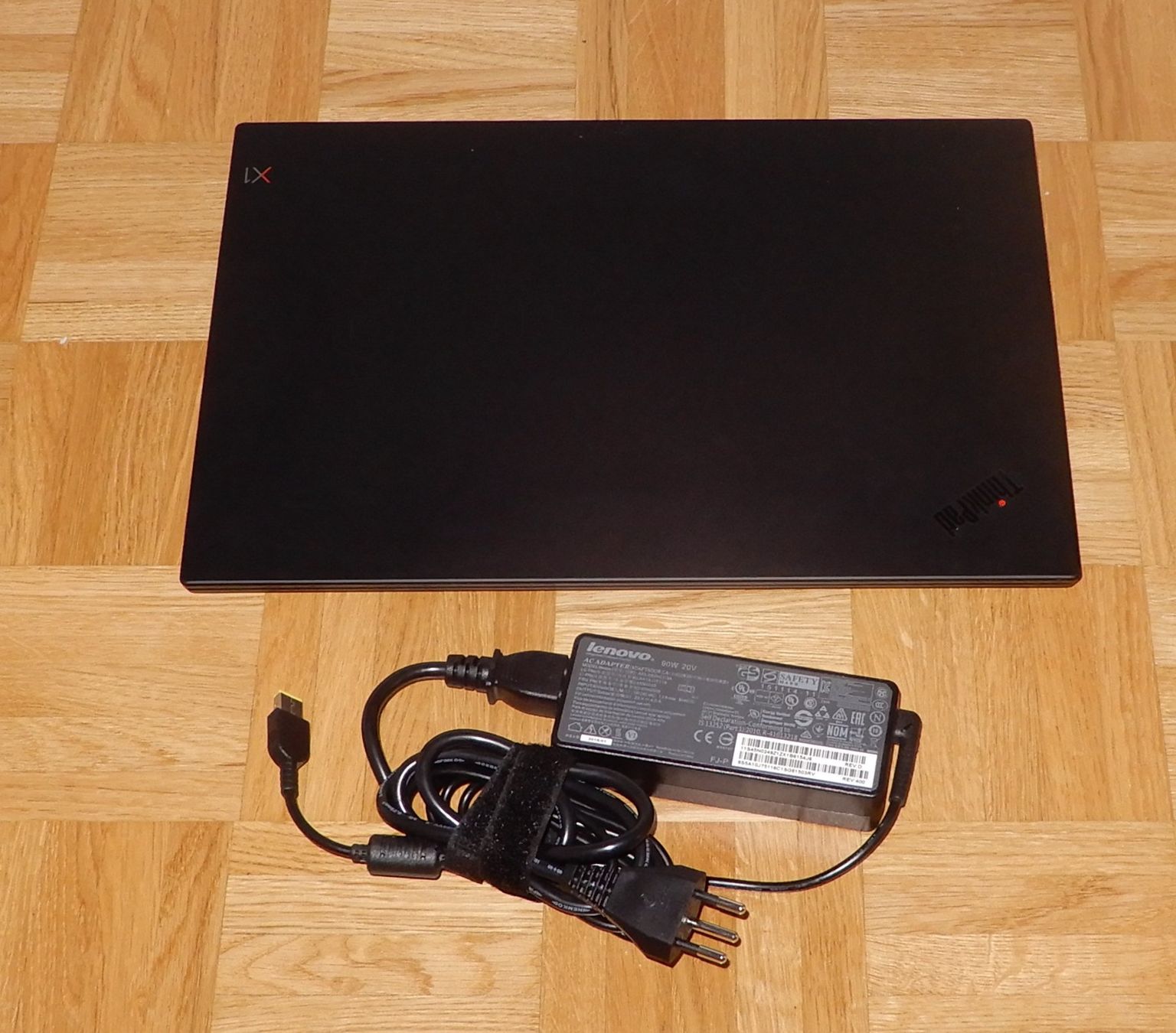 Lenovo Notebook: Lenovo ThinkPad X1 Extreme mit i7-9750H CPU – Usato da Bern venduto da compischop