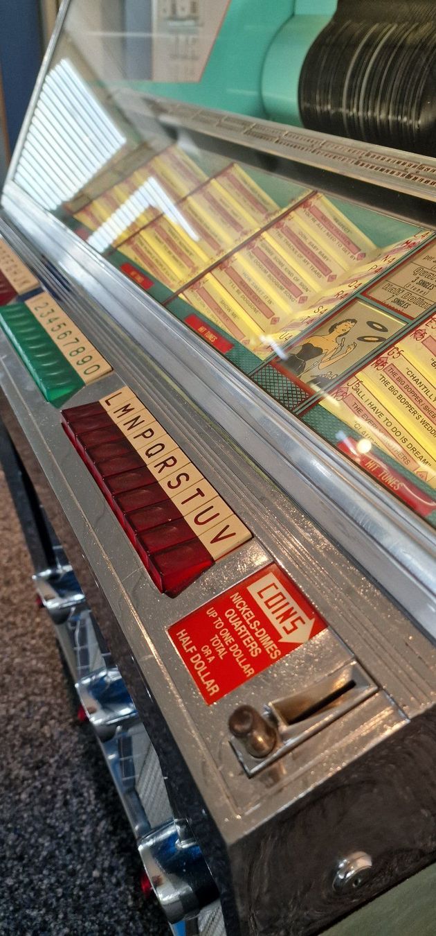 Jukebox: Musikbox Seeburg 201 – Usato da Geroldswil venduto da jukeman 4