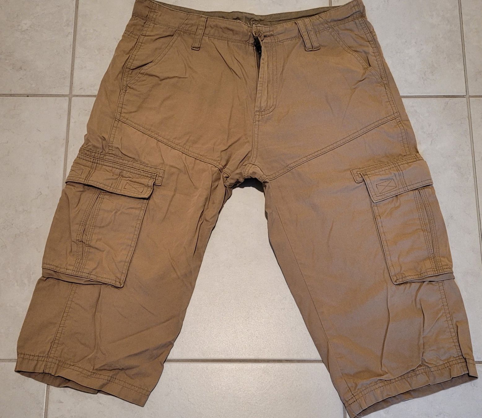 Pantaloni: Sommerhose, dreiviertel, Gr. 48, hellbraun – Usato da Männedorf venduto da Rsc60